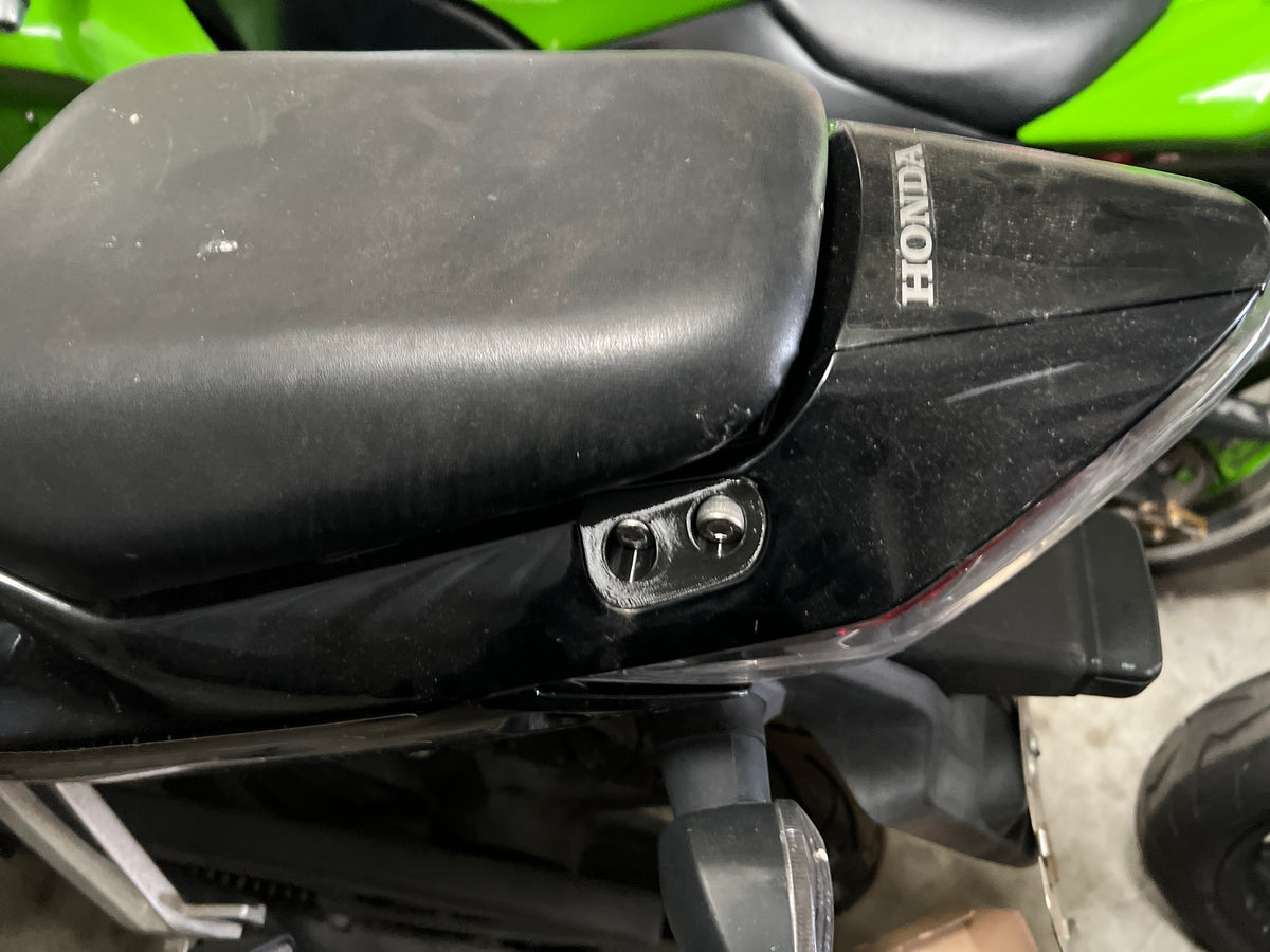 CBR125 Griff-Abdeckung